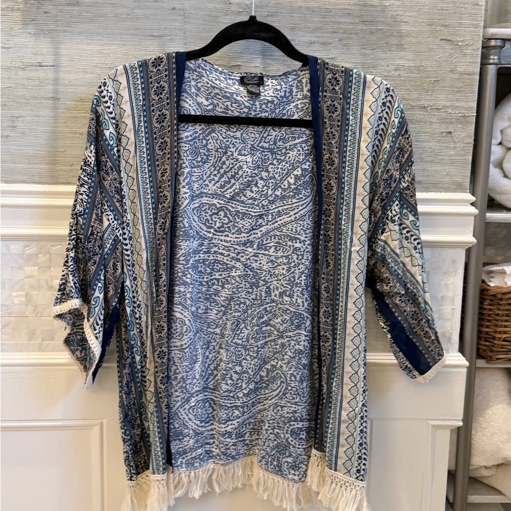 One size Anthropologie roffe kimono cardigan top blue white print paisley tassle - Picture 3 of 9